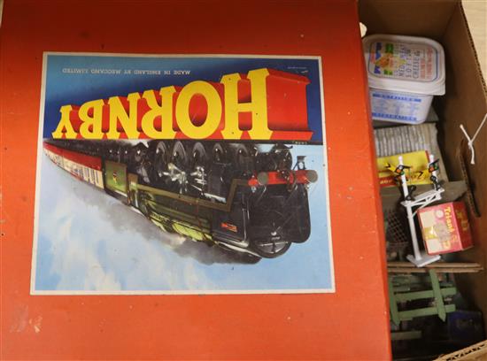 A Hornby Dublo Passenger Train Set No 21, sundry tinplate 0 Gauge railway items, some boxed, aircraft propellors, etc. (a.f.)